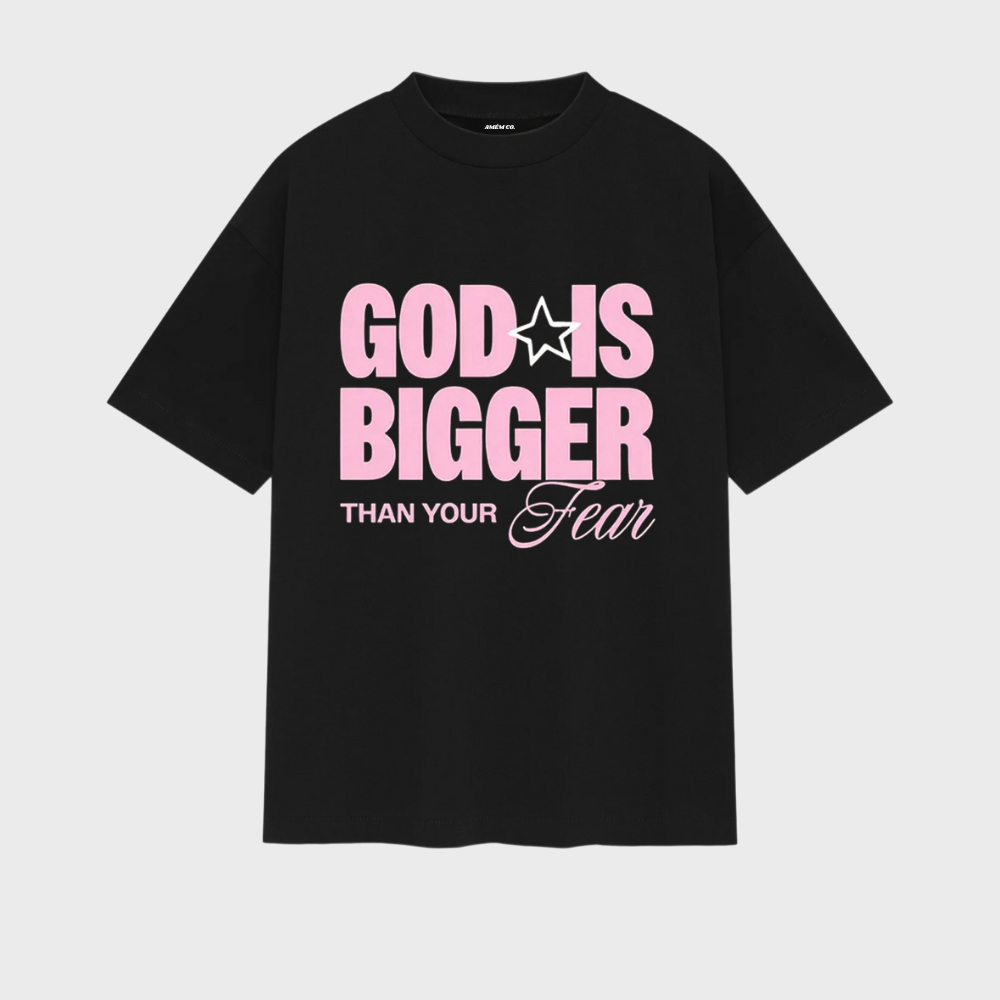 Camiseta God is Bigger